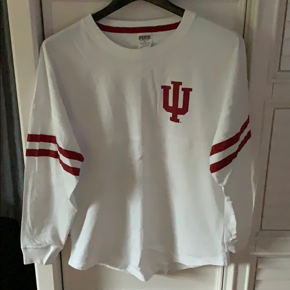 Victoria secret pink college T-shirt